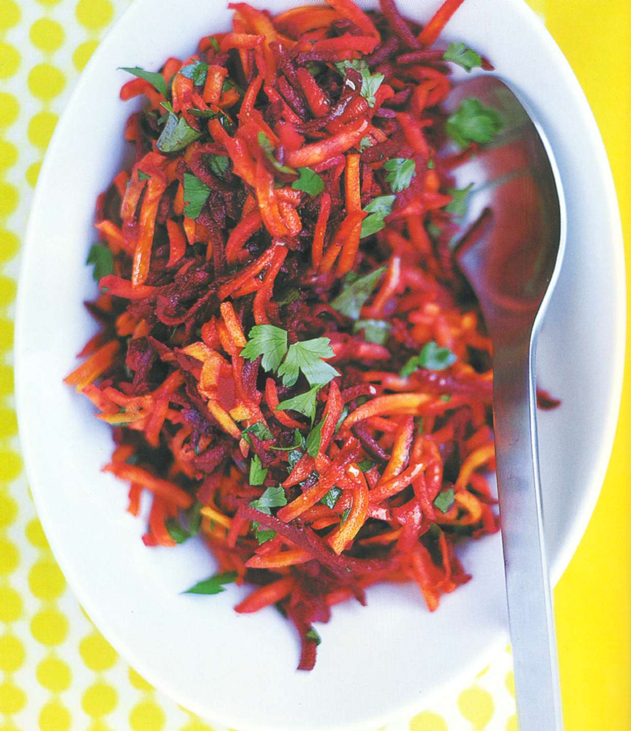 Рецепт: салат из тертой свеклы и моркови