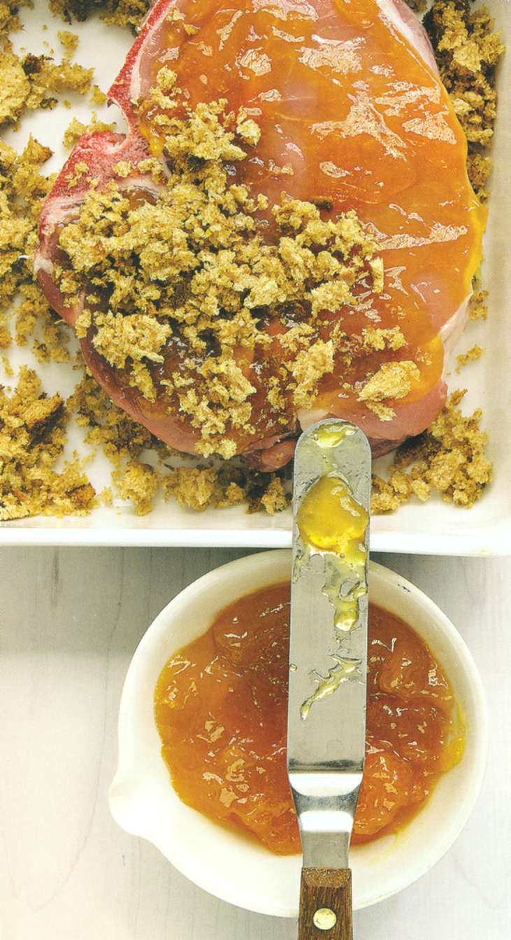 Рецепт: свиные отбивные в хрустящей абрикосовой панировке