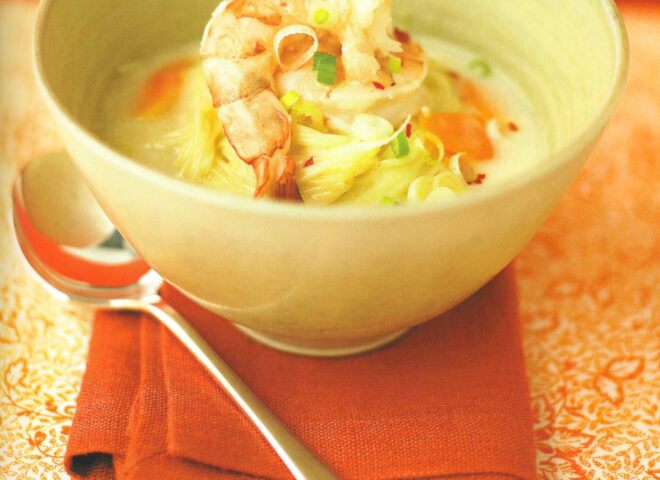 Рецепт: кокосовый суп с креветками