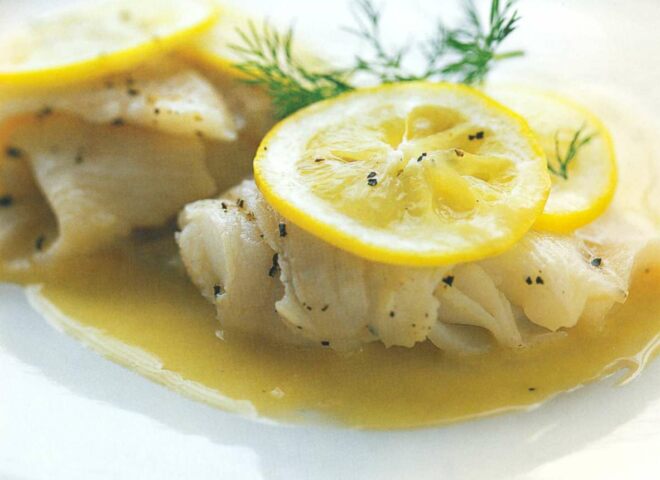Рецепт: палтус с лимонно-масляным соусом