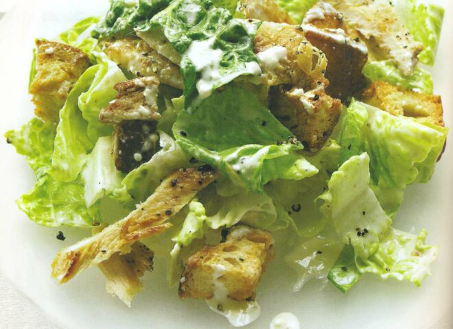 Рецепт: Как приготовить салат цезарь с курицей