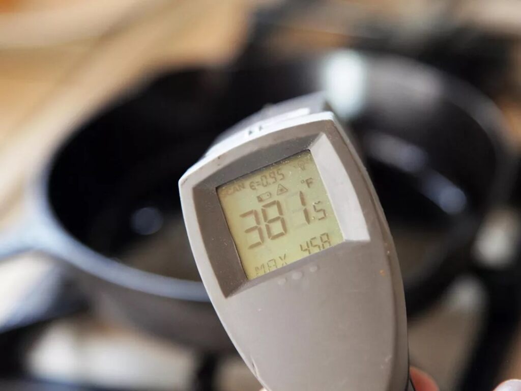 Действительно ли смешивание масла и сливочного масла изменяет температуру дыма?