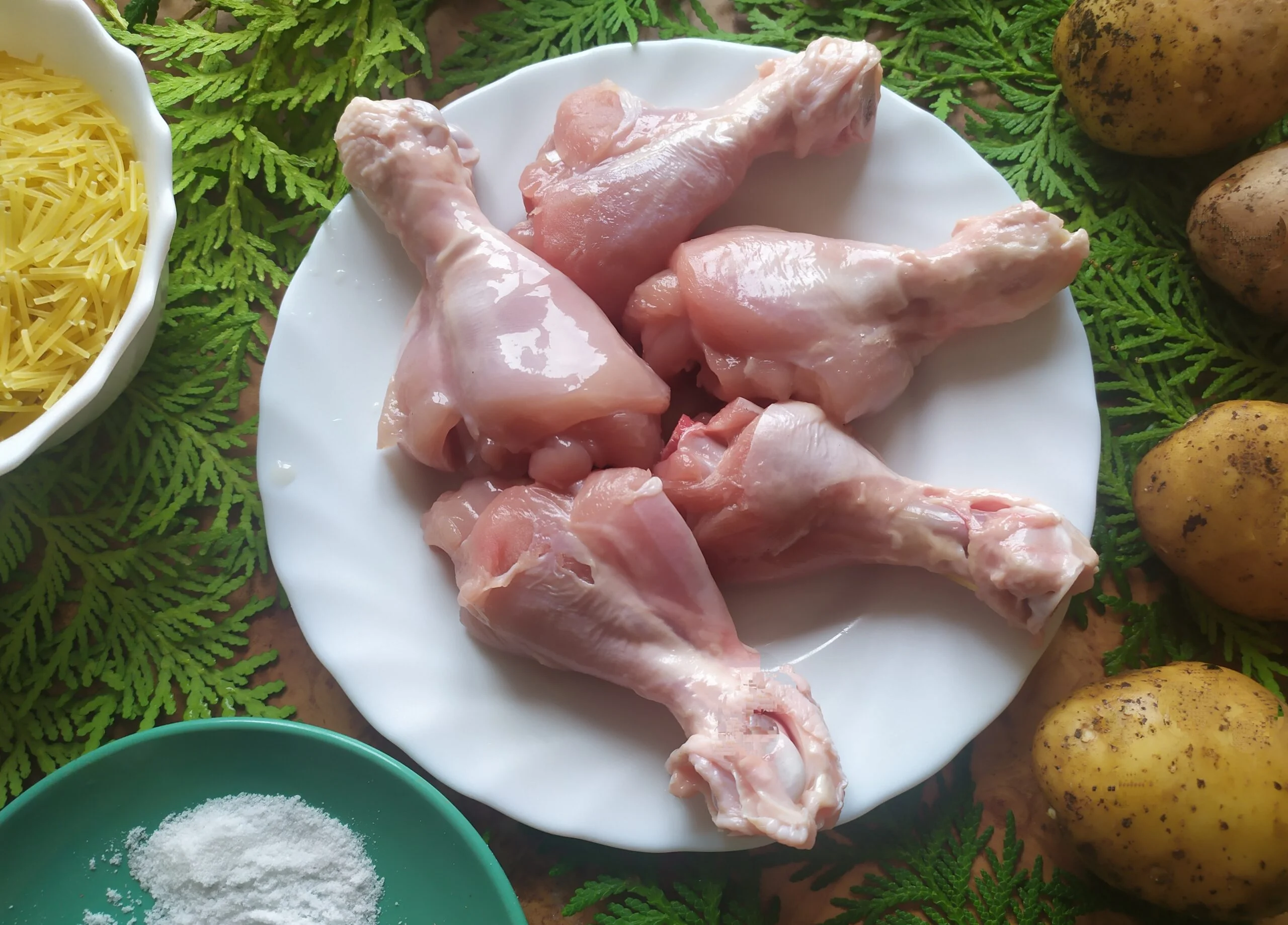 Куриный суп с картофелем и вермишелью