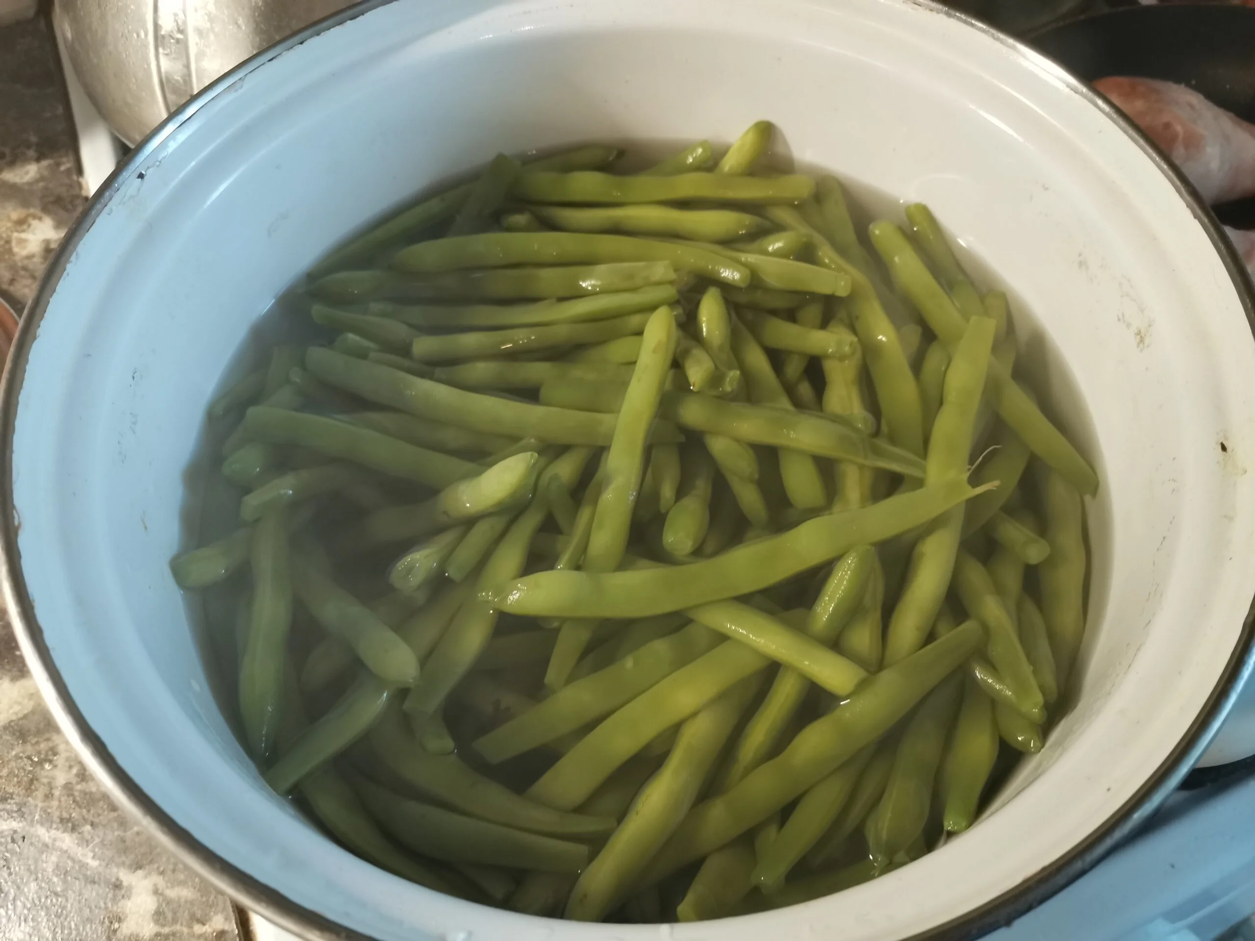 Маринованная спаржевая стручковая фасоль