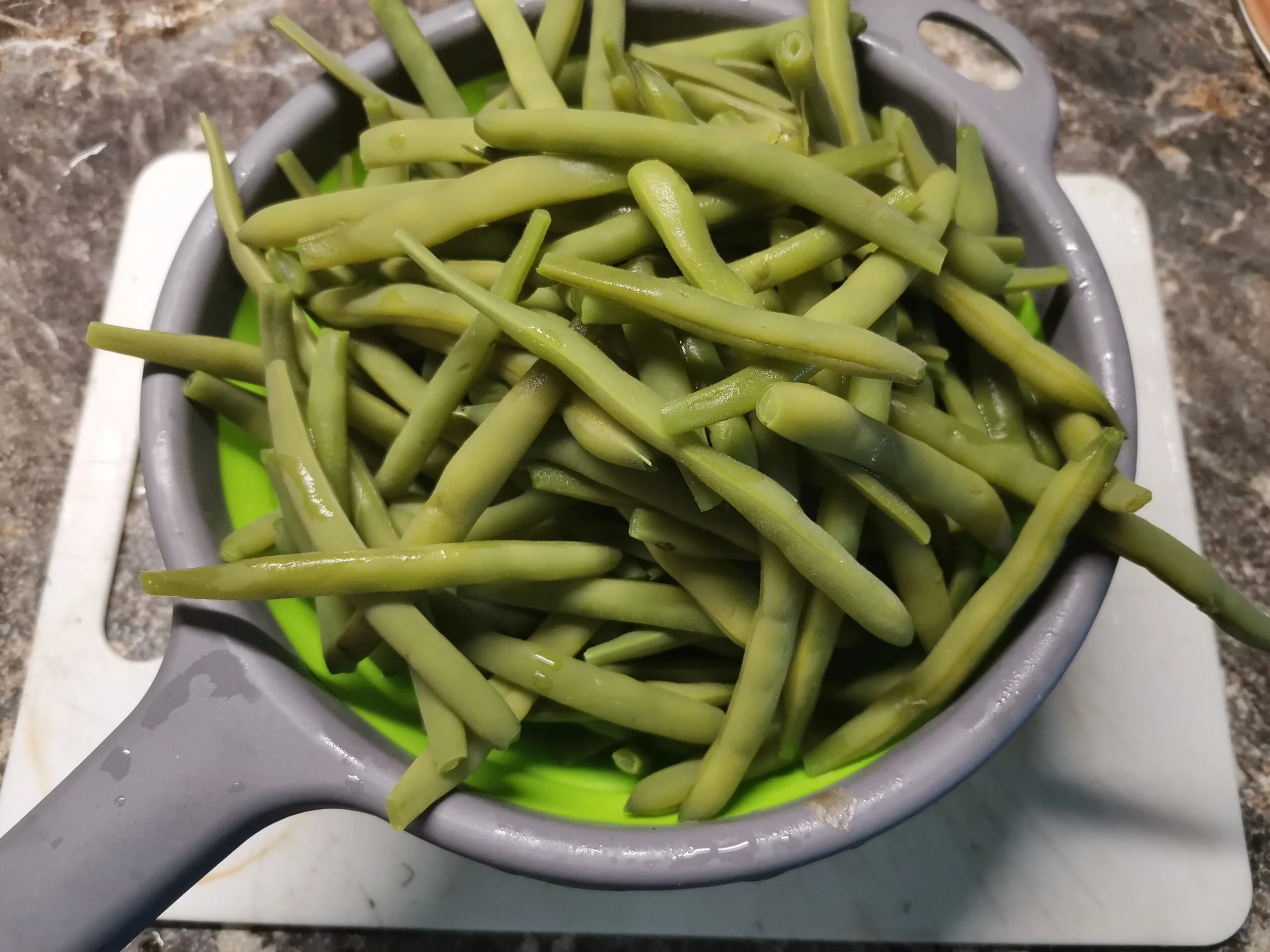 Маринованная спаржевая стручковая фасоль