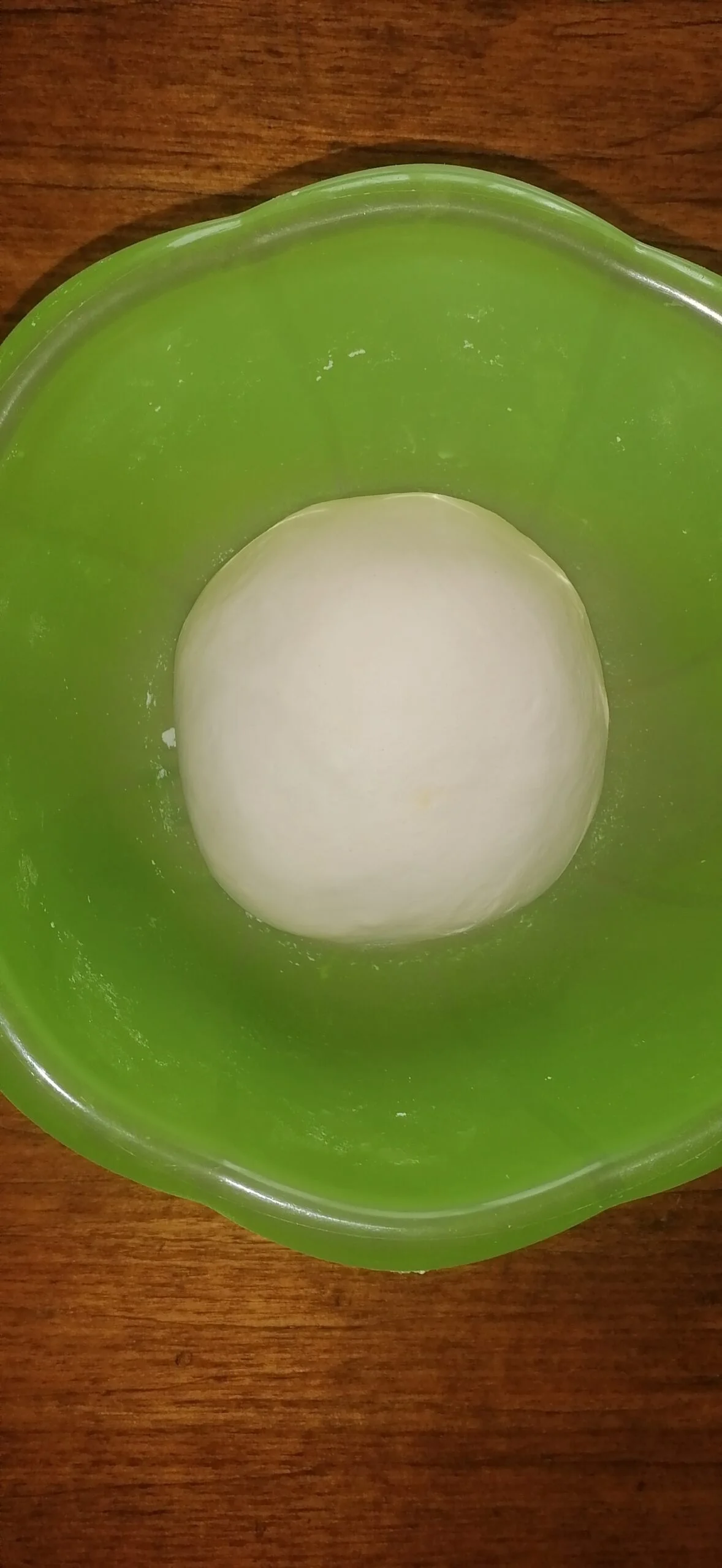 Самса из слоеного теста с мясом