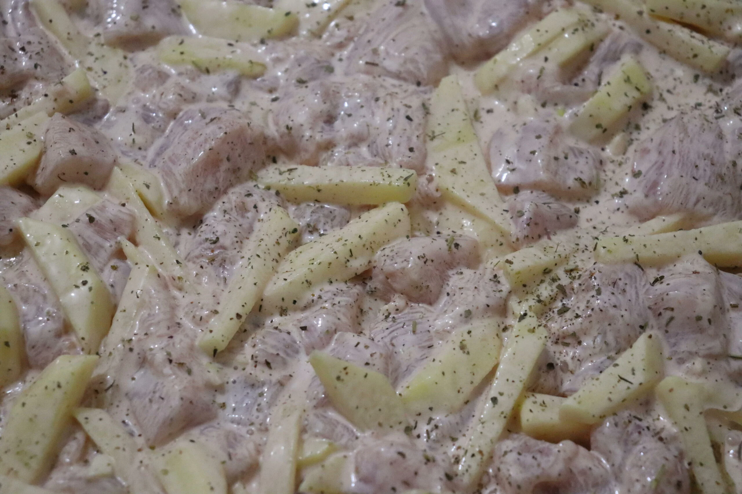 Запеканка из куриного филе и картофеля