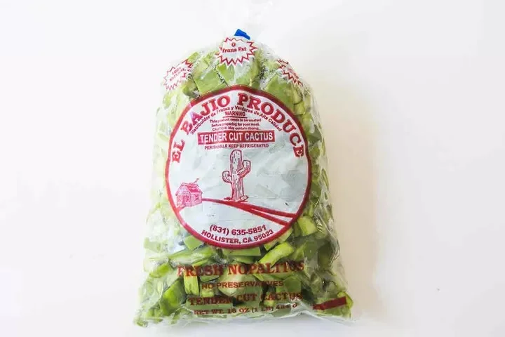 Салат из кактусов «Нопалитос»