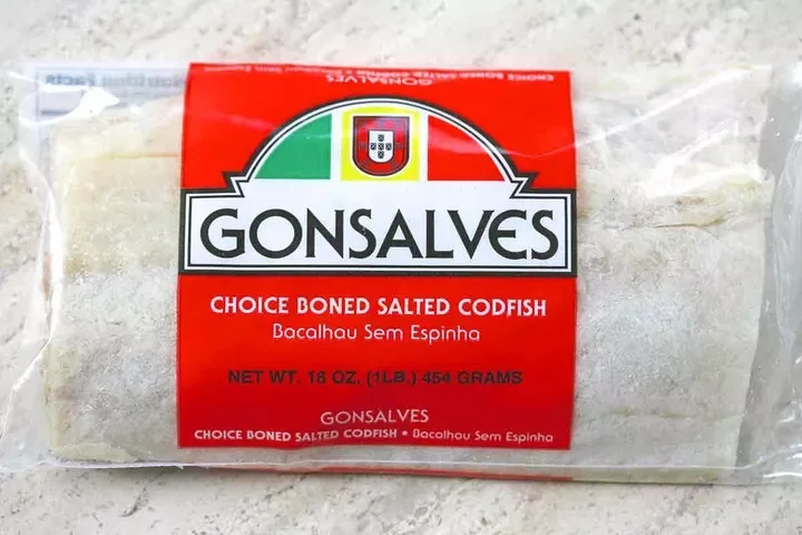 Bacalhau (португальское тушеное мясо соленой трески)