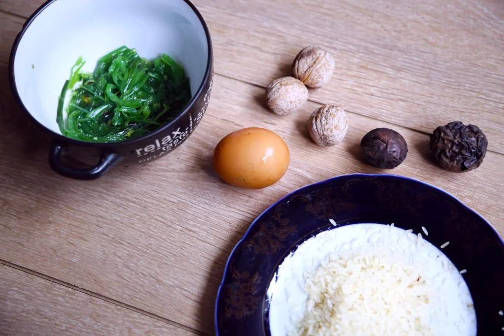 Что можно подать к салату из водорослей Чука