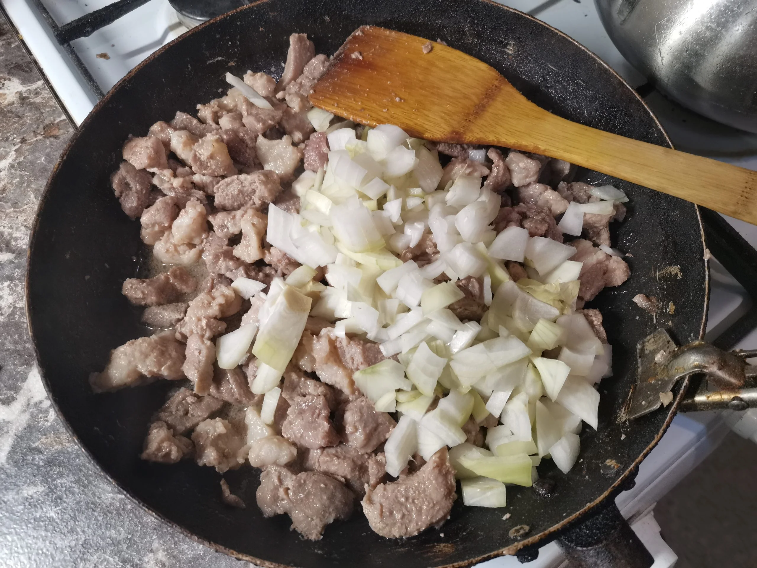 Домашний завертон с мясом и овощами