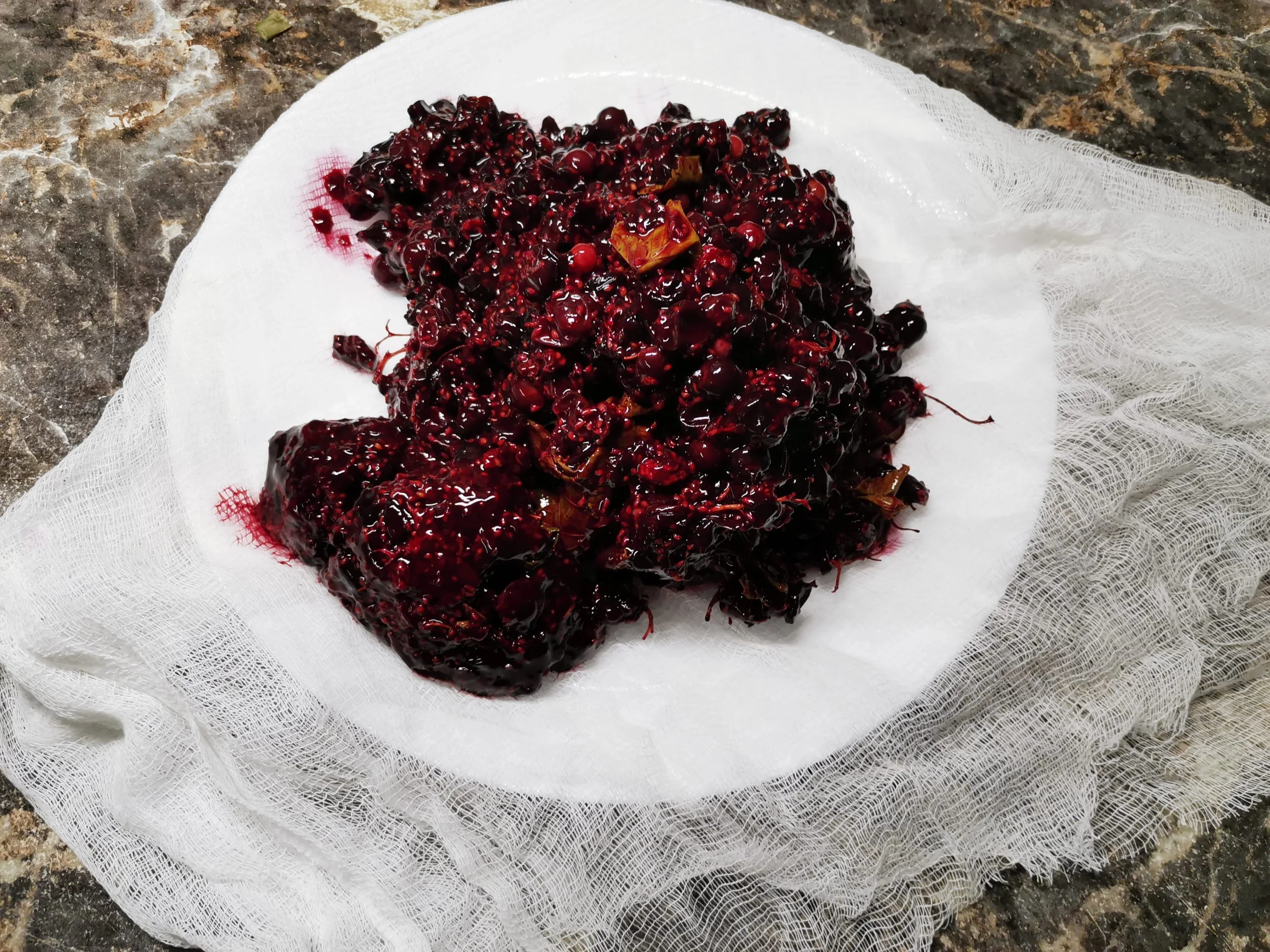 Морс из жмыха смородины