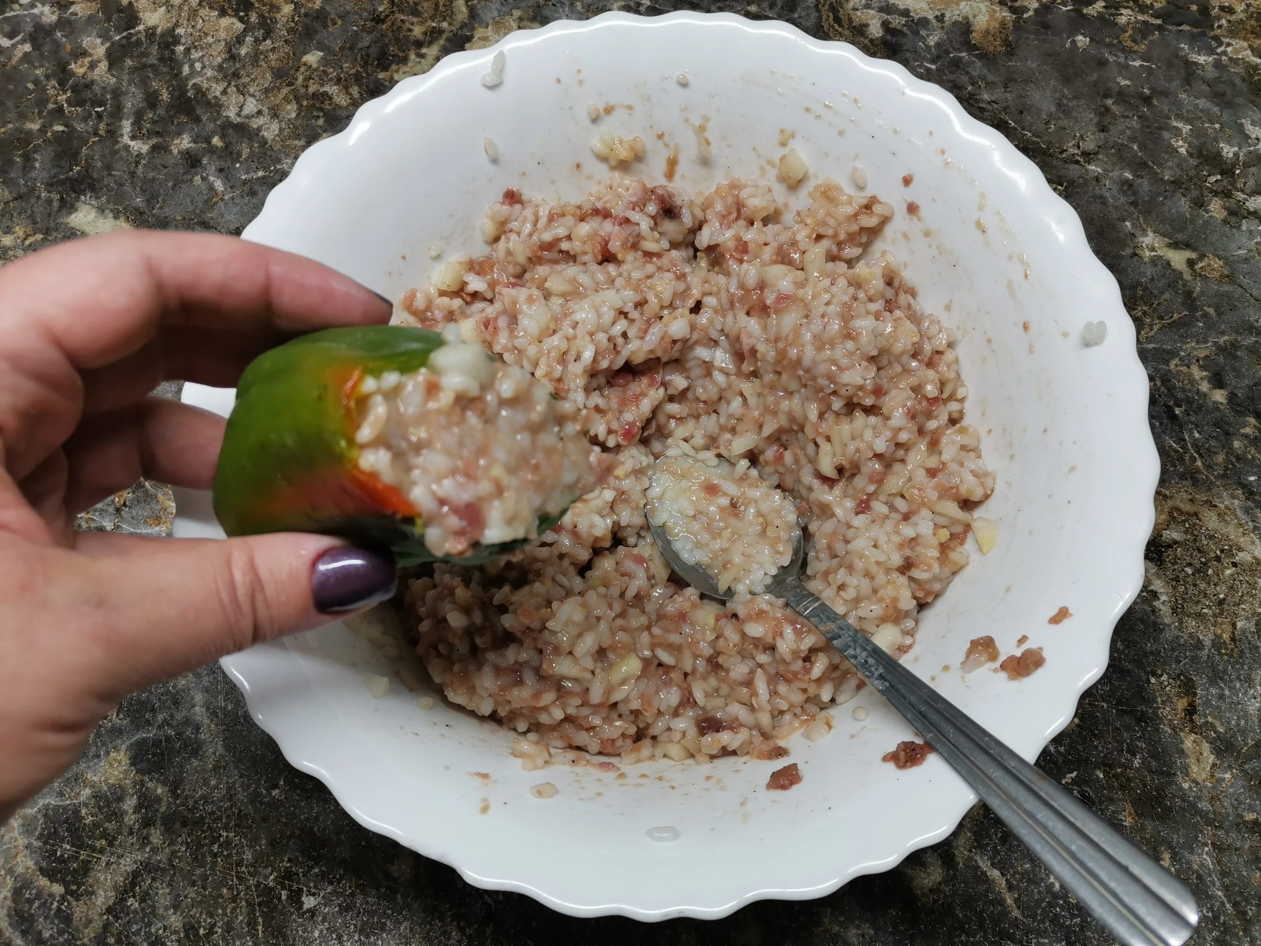 Перцы, фаршированные мясом и рисом