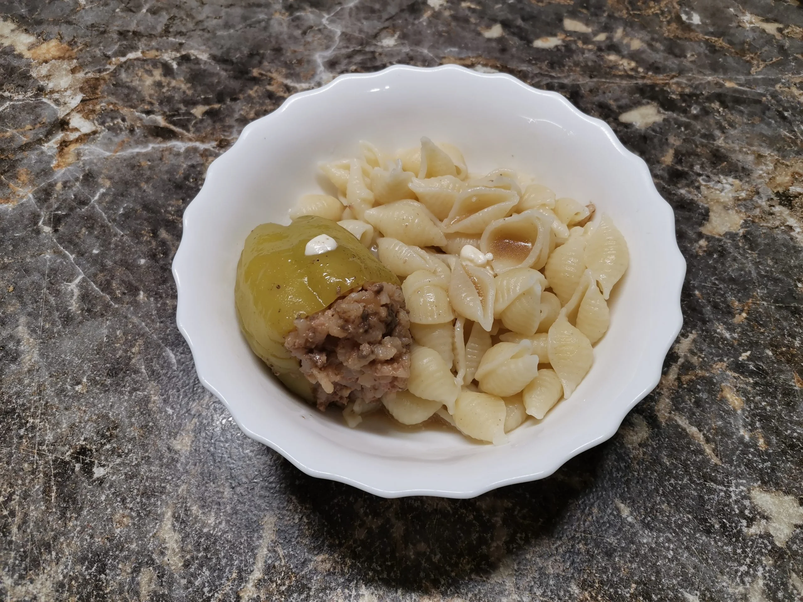 Перцы, фаршированные мясом и рисом